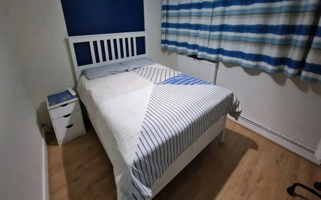 Standard Double Room - Shared
