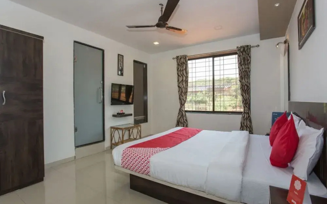 Meera Vatika by OYO Rooms
