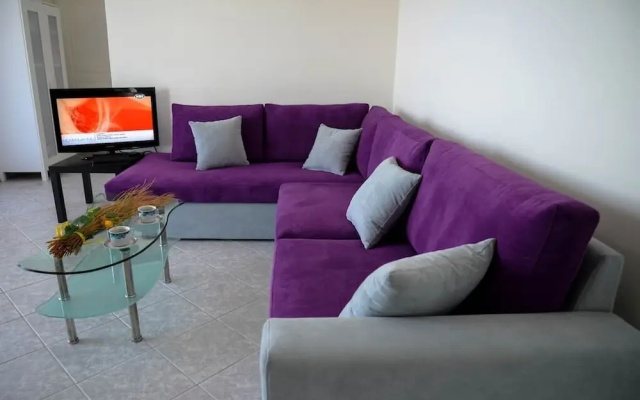 Aias Luxury Flat - Perfect Location