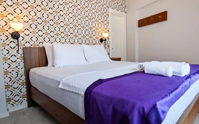 Ege Hotel