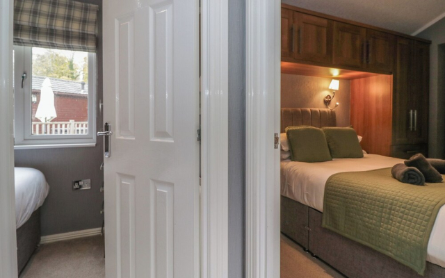 32 Grasmere