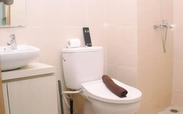 Nice Studio At Oasis Cikarang Apartment
