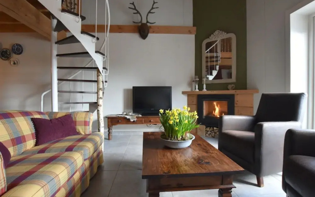 Lovely Holiday Home in Nistelrode near Lake