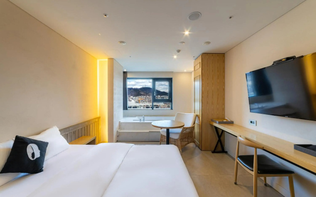 Hotel the Designers Seoul Station