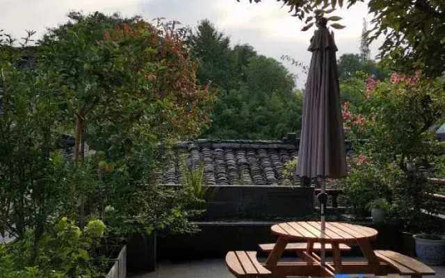 Yilu Homestay