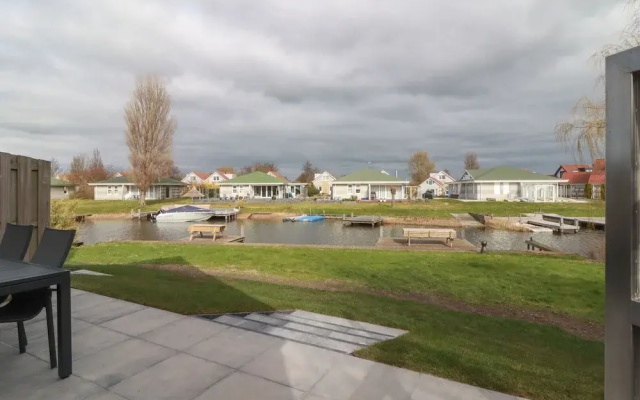 Holiday Home at a Holiday Park in Friesland