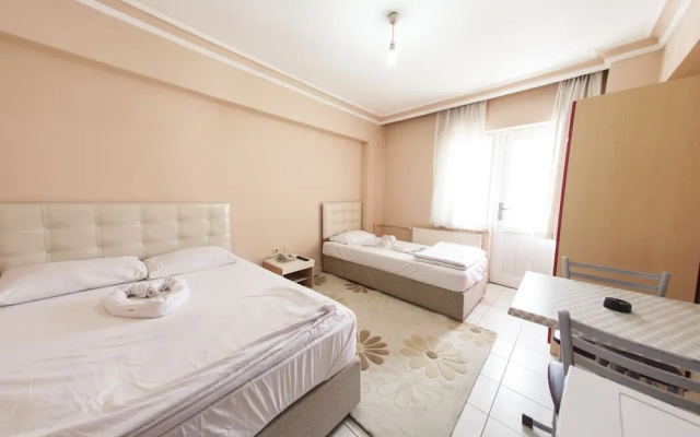 Polat Hotel
