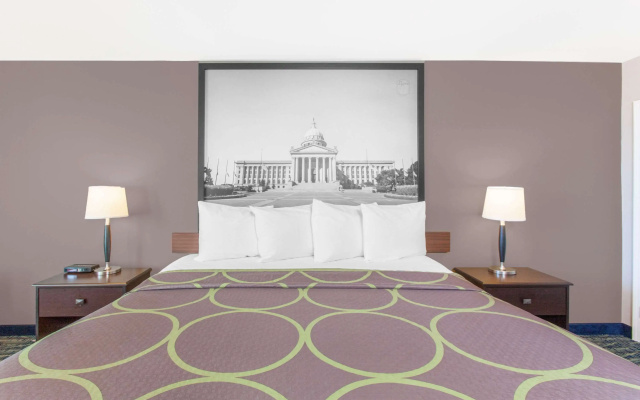Super 8 by Wyndham Oklahoma City