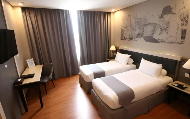 Pyramid Suites