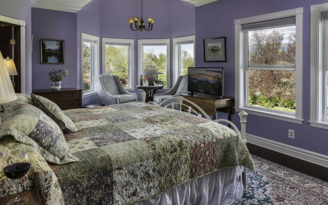 Sundara West Bed and Breakfast