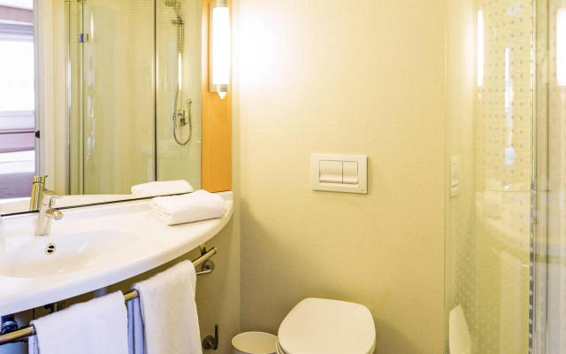ibis Oviedo
