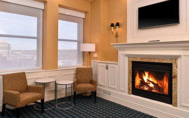 Fairfield Inn & Suites by Marriott Albany Downtown