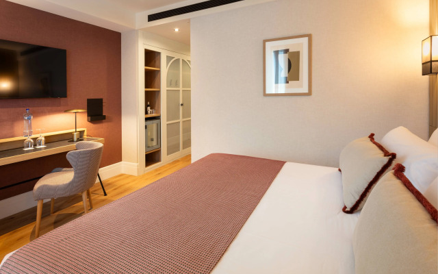Senator Gran Vía 70 Spa Hotel