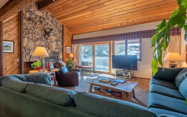 Sunburst Condominiums 2779 By Redawning