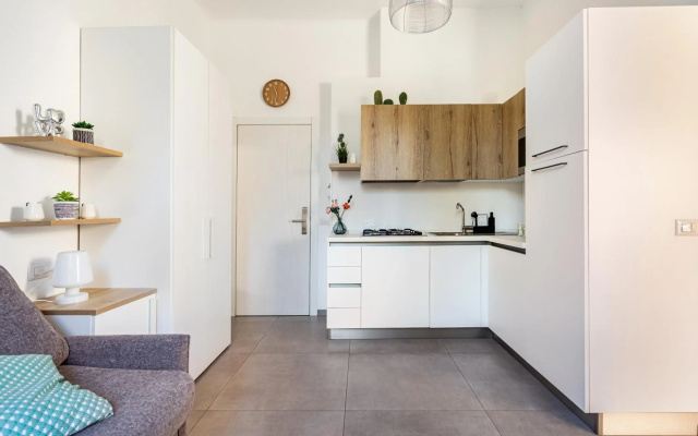 new studio apartment sauro orange