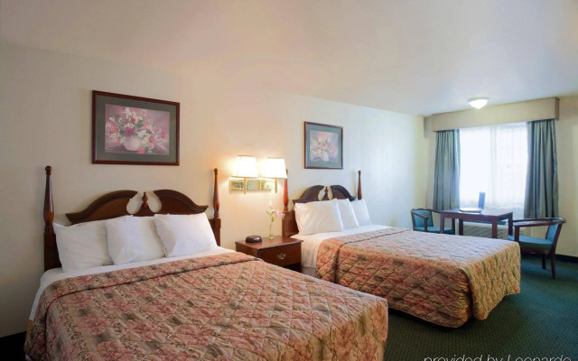 Turlock Inn