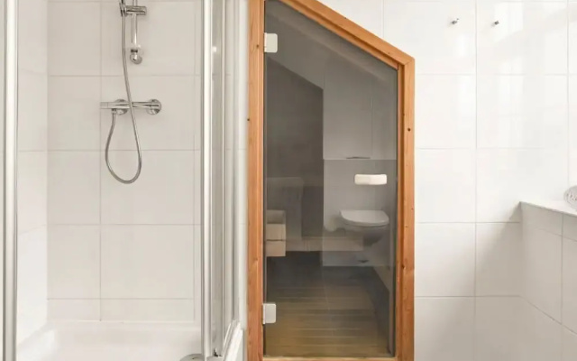 Nice Holiday Home With Sauna Near a Lake