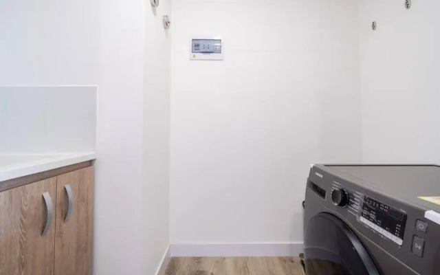 Go Living Suites - 603