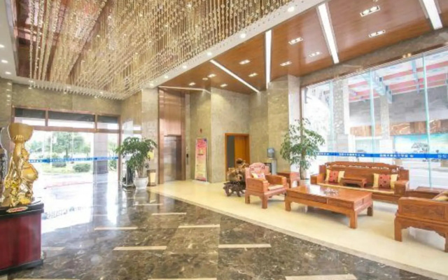 Golden Apple Hot Spring Hotel