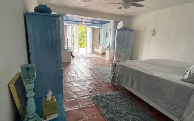Serena Boutique Hotel