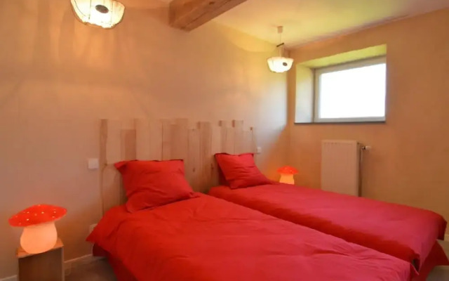 Holiday Home in Fays With Sauna & Hiking
