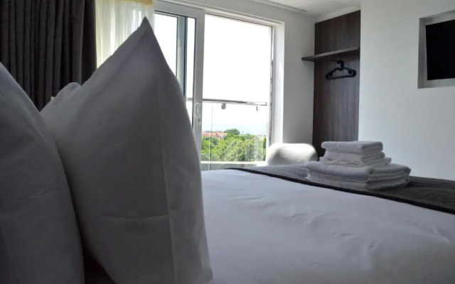 Q8 Boutique Hotel