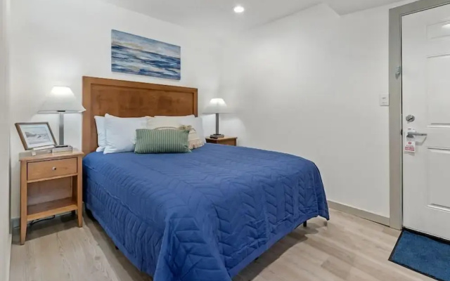 Extended Stay Gun Barrel City