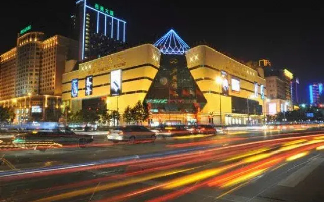 Homeinn Selected Hotel (Shijiazhuang Tiedao University Yitang Subway Station)