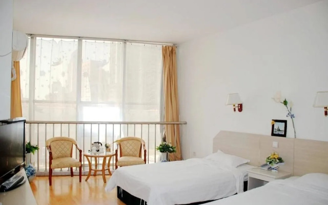 Qingdao Xiaogangwan Business Hotel