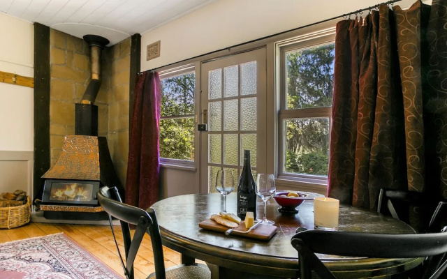 Carinya Cottage