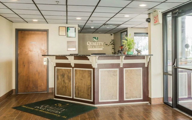 Quality Inn & Suites