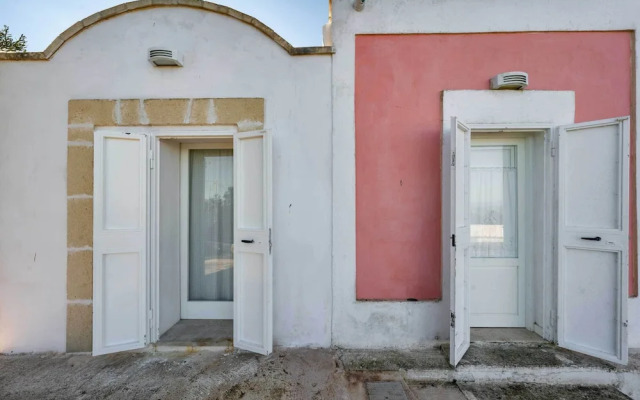3723 Trullo Bello Sguardo by Barbarhouse