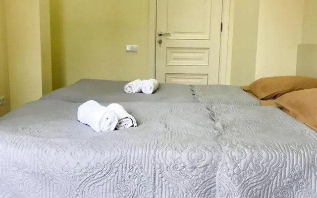 Hotel 24