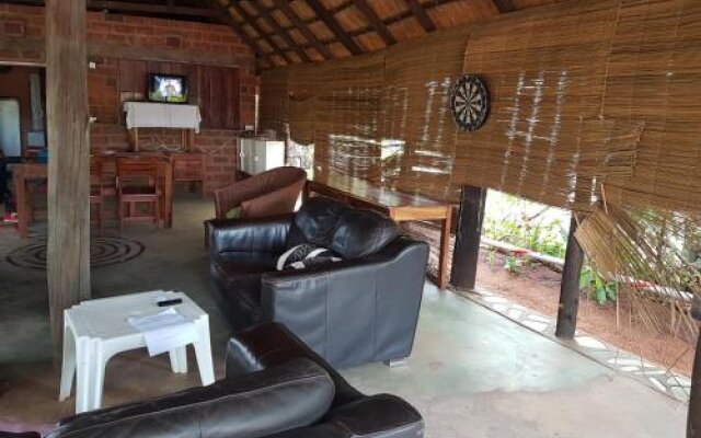 Njinji Guest House in Livingstone, Zambia from 46$, photos, reviews - zenhotels.com guestroom