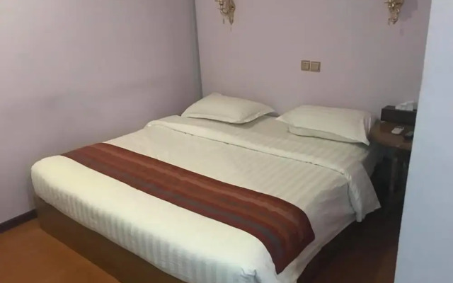Myint Motel