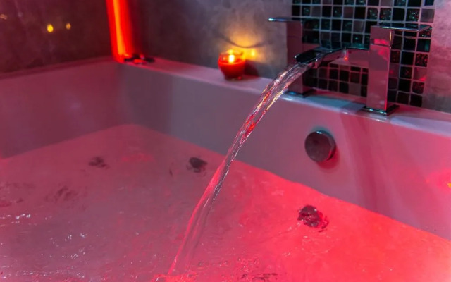 Aphrodite Suites Huddersfield
