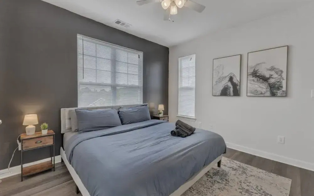King 3BR Suite Mins to Downtown Raleigh