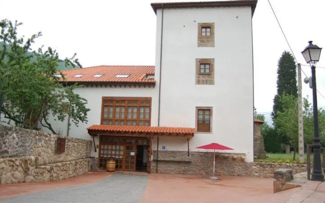 Hotel Torre de Tuña