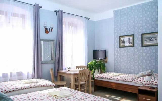Mini Hotel Abraka