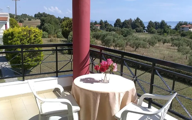 Cozy House In A Quiet Neighborhood Paliouri Region
