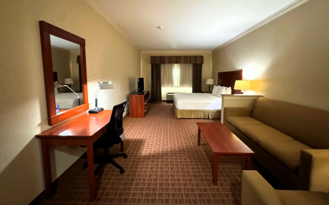 Ramada by Wyndham College Station