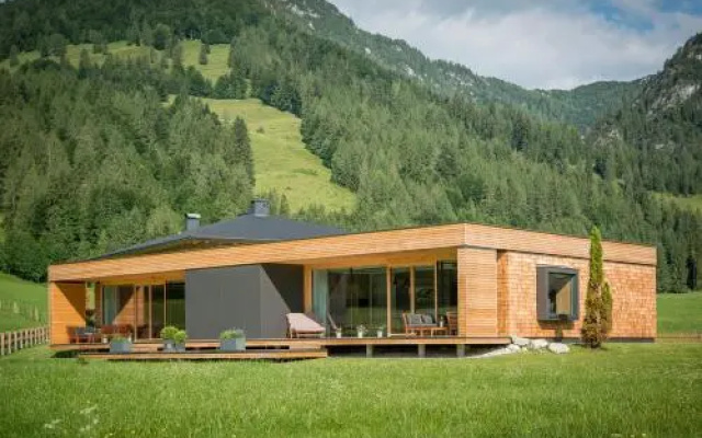 Stoaberg Lodge