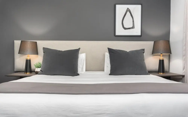 One Calais Luxury Apartments