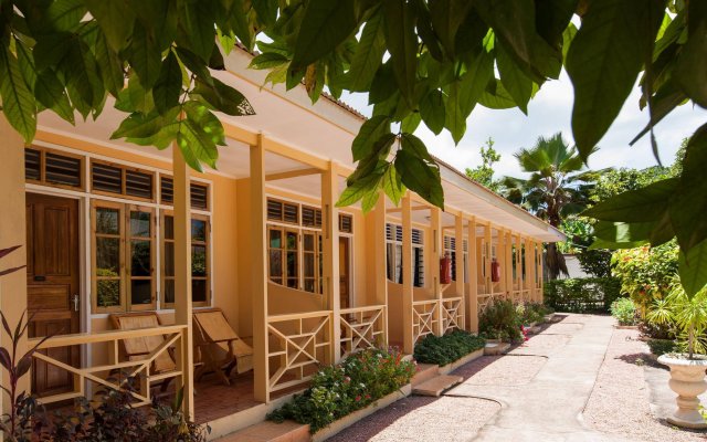 Chez Marston Hotel And Apartment in La Digue, Seychelles from 211$, photos, reviews - zenhotels.com hotel front
