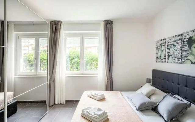 Charming 3-bedroom Apartment in Scenic Sperlonga, Italy