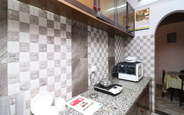 OYO 14125 Home Hill View 2BHK Clock Tower