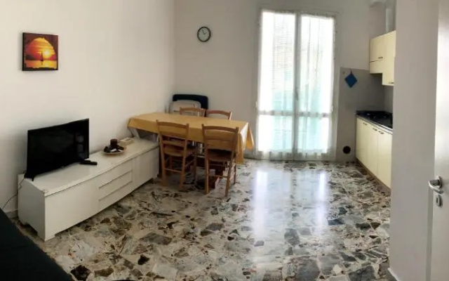 Happy House Diano Marina