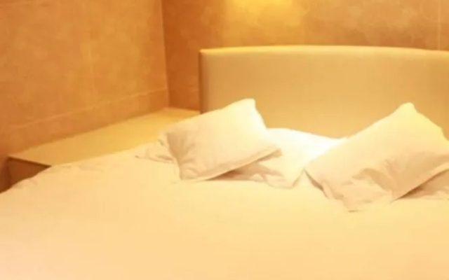 Qingmu Hotel
