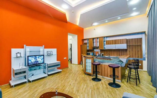 Nizami Street Vip Mado House
