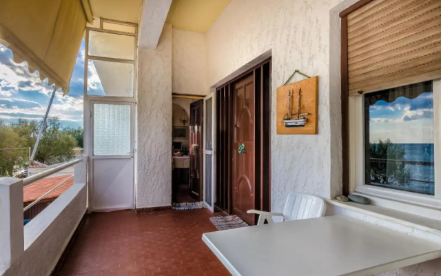 Cretan Ethereal House